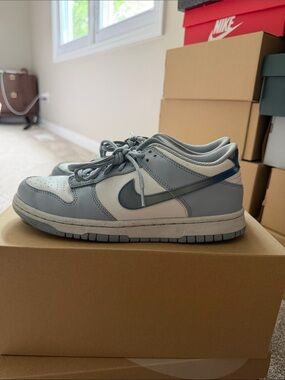 Nike Dunks Low Sneakers in Light blue and White